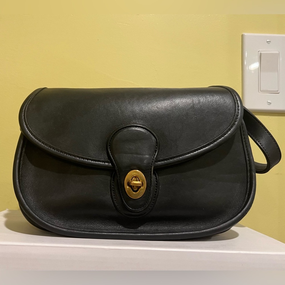 Vintage coach prairie shoulder bag 9954, Great used condition